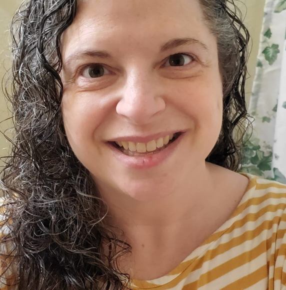 Meet your Posher, Rozlyn - Picture 1 of 1